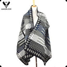 Fashion Jacquard Pattern Sleeveless Shawl